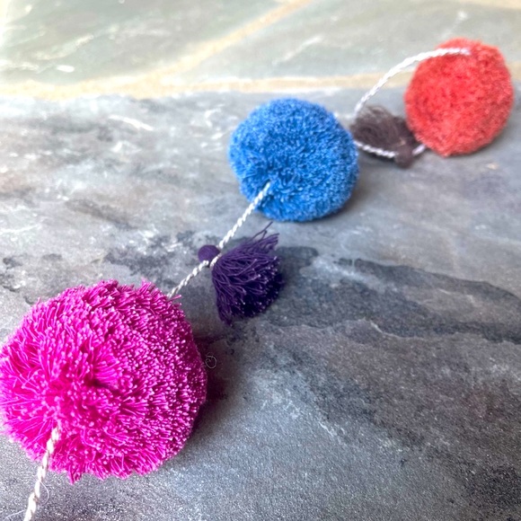 Festive Pom Garland - Picture 2 of 2